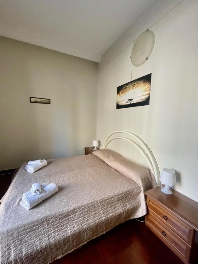 Apartament Dimora Di Maury A Due Passi Dai Trasporti E Da Ballaro Palerme Extérieur photo