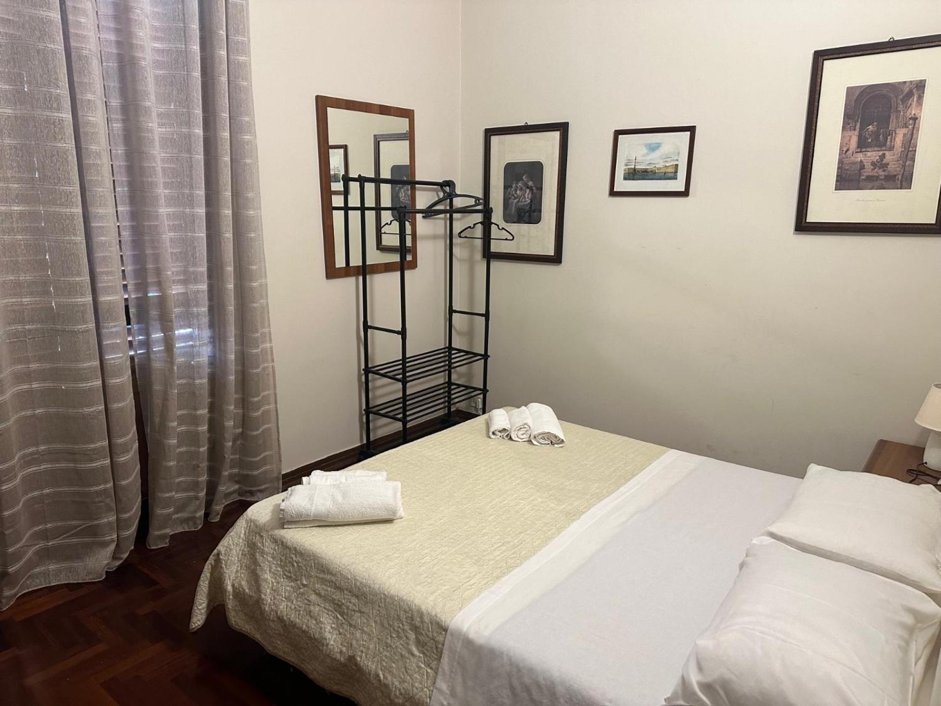 Apartament Dimora Di Maury A Due Passi Dai Trasporti E Da Ballaro Palerme Extérieur photo
